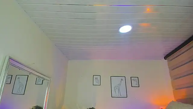 LusyKitty online show from 09/30/25, 04:35