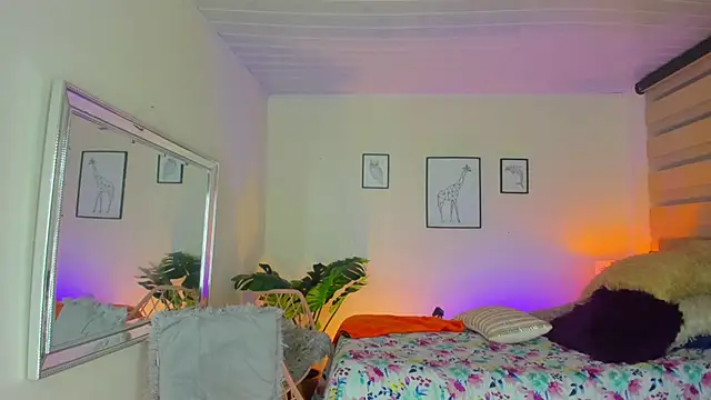 LusyKitty online show from 09/24/25, 03:07