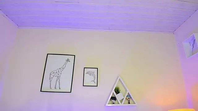 LusyKitty online show from 11/04/25, 03:49