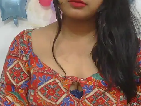 POOJA 199 online show from 12/19/25, 08:49