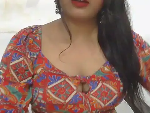 POOJA 199 online show from 11/10/25, 07:35