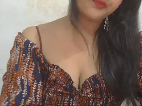 Snapshot of POOJA_199 chatting on 05/24/26, 07:52 POOJA 199 online show from 05/24/26, 07:52