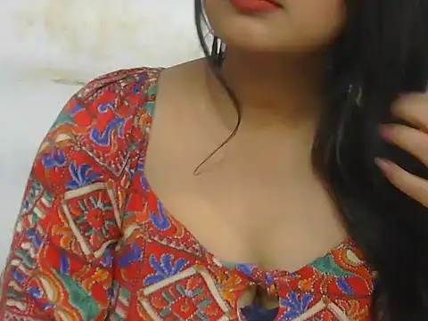 POOJA 199 online show from 12/04/25, 10:03