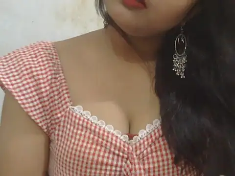 Snapshot of POOJA_199 chatting on 05/21/26, 08:55 POOJA 199 online show from 05/21/26, 08:55