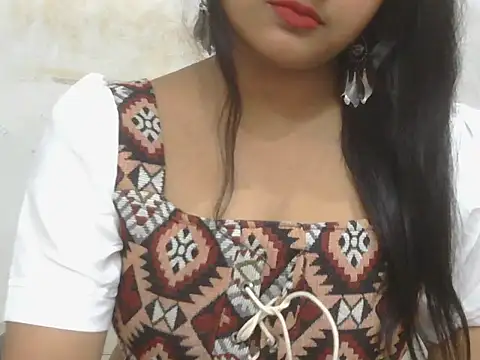 POOJA 199 online show from 03/27/26, 08:59