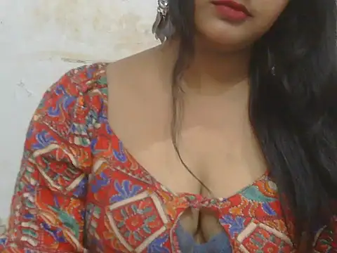 Snapshot of POOJA_199 chatting on 04/26/26, 08:44 POOJA 199 online show from 04/26/26, 08:44