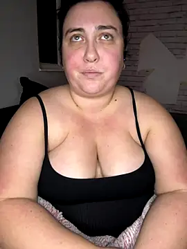 roxey-1997 online show from 10/25/25, 06:52