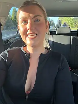 Charleigh xx online show from 09/25/25, 04:24