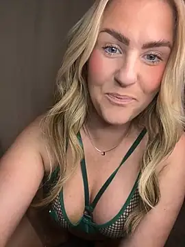 Charleigh xx online show from 05/20/26, 09:23