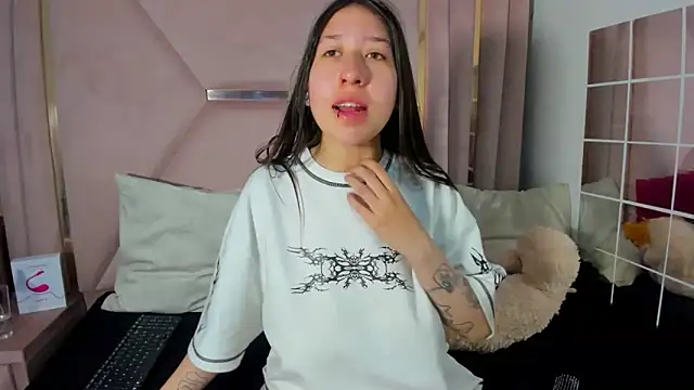 venusmorgan online show from 10/06/25, 04:30