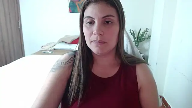 Secret Bella online show from 12/04/25, 09:58