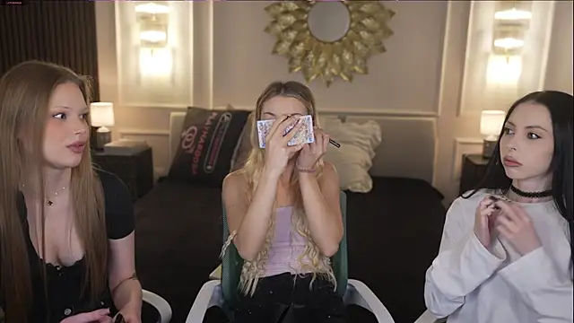 VivianSweet  online show from 04/14/26, 10:42