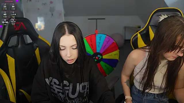 VivianSweet  online show from 04/09/26, 10:32