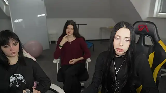 VivianSweet  online show from 03/25/26, 11:20