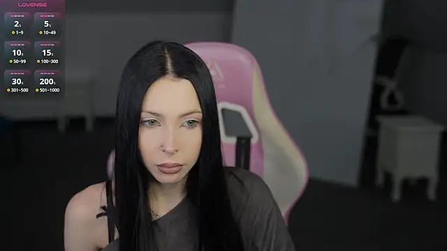 Snapshot of VivianSweet_ chatting on 02/05/26, 11:28 VivianSweet online show from 02/05/26, 11:28