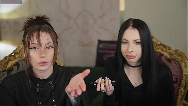 VivianSweet  online show from 05/19/26, 10:44