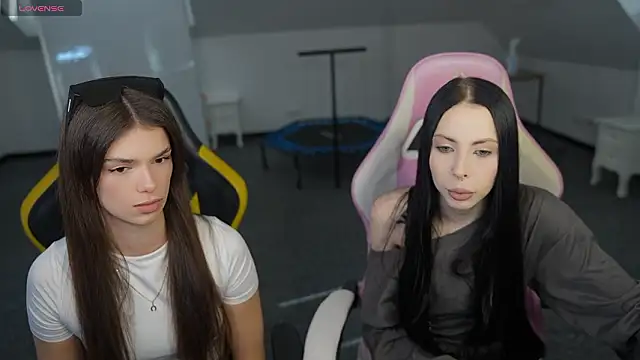 VivianSweet  online show from 03/04/26, 11:29