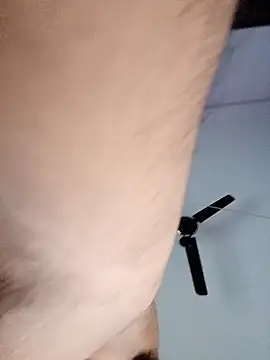 Snapshot of monster-dickk chatting on 10/20/25, 07:20 monster-dickk online show from 10/20/25, 07:20