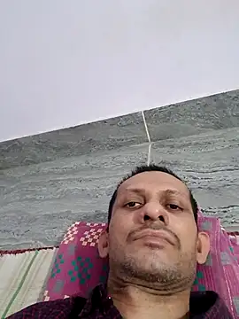 Snapshot of monster-dickk chatting on 12/16/25, 05:17 monster-dickk online show from 12/16/25, 05:17