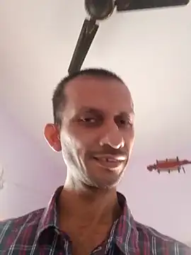 Snapshot of monster-dickk chatting on 11/28/25, 07:08 monster-dickk online show from 11/28/25, 07:08