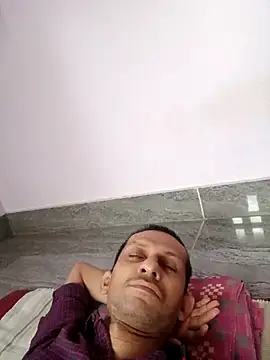 Snapshot of monster-dickk chatting on 12/14/25, 01:45 monster-dickk online show from 12/14/25, 01:45