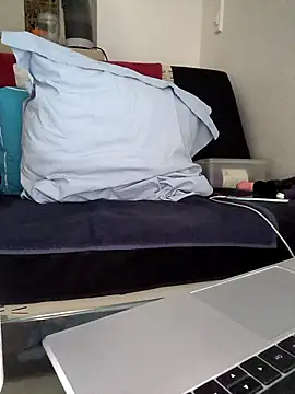 Volcaniiia online show from 04/08/26, 12:50