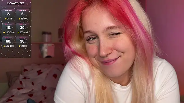 Snapshot of _Annabel_Myr_ chatting on 11/23/25, 11:09 Annabel Myr online show from 11/23/25, 11:09