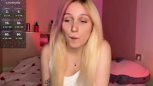 Snapshot of _Annabel_Myr_ chatting on 10/26/25, 11:10 Annabel Myr online show from 10/26/25, 11:10