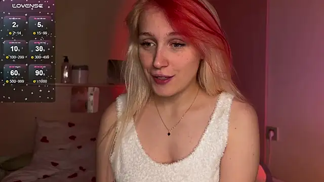 Snapshot of _Annabel_Myr_ chatting on 11/13/25, 11:25 Annabel Myr online show from 11/13/25, 11:25