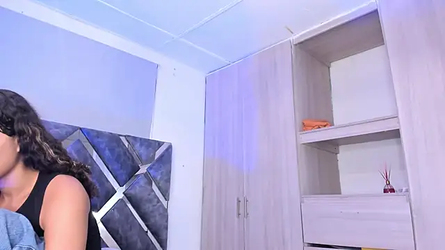 candice777 online show from 11/15/25, 11:14