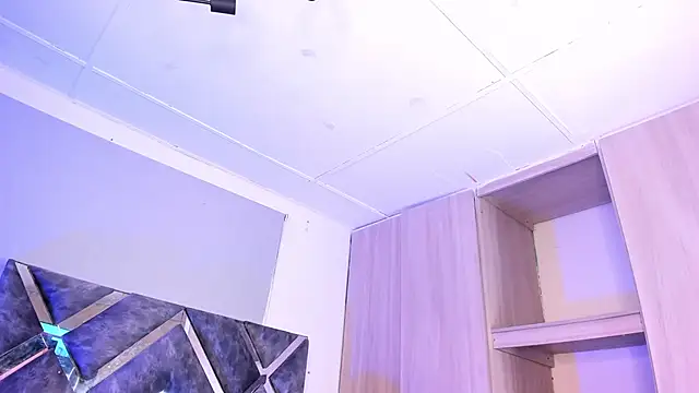 candice777 online show from 10/25/25, 01:34