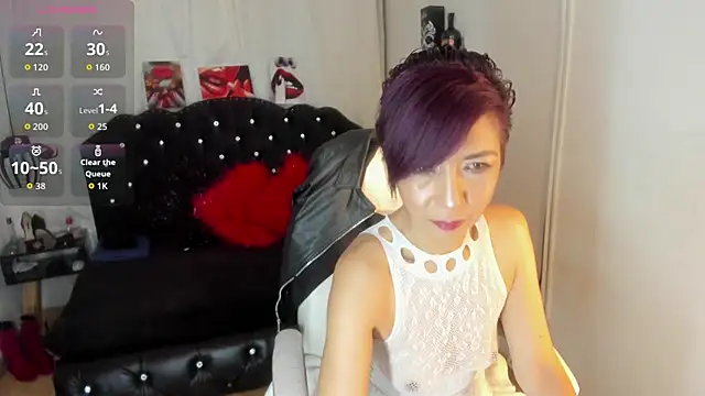 Snapshot of Trinityy__ chatting on 09/21/25, 06:46 Trinityy online show from 09/21/25, 06:46