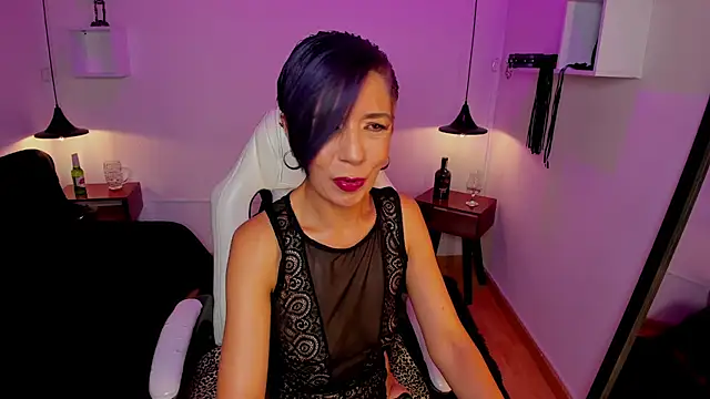 Trinityy   online show from 05/27/26, 07:43
