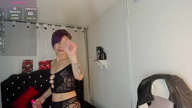 Snapshot of Trinityy__ chatting on 09/08/25, 07:46 Trinityy online show from 09/08/25, 07:46