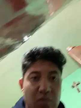 PerraAsquerosa  online show from 12/14/25, 09:37