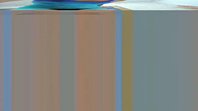 Snapshot of crystal_sm chatting on 04/19/26, 03:18 crystal sm online show from 04/19/26, 03:18