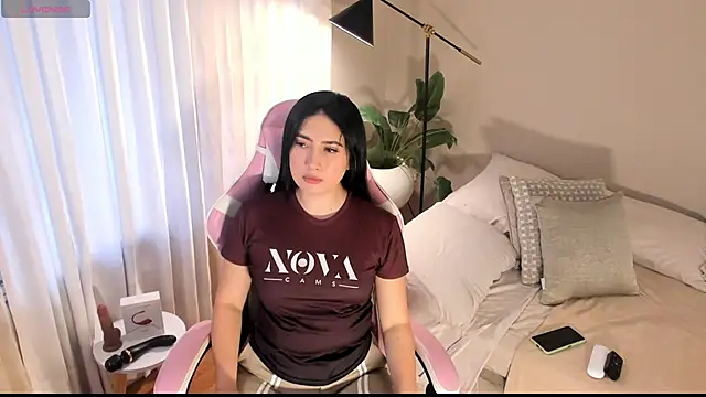 Skyyle  online show from 09/25/25, 01:06