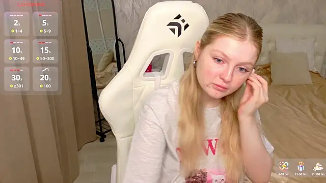 AmeliaDiamond online show from 04/04/26, 12:28