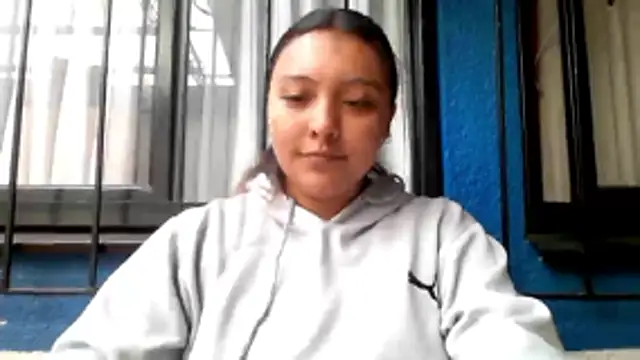 Snapshot of ALANA_150 chatting on 06/06/26, 02:00 ALANA 150 online show from 06/06/26, 02:00
