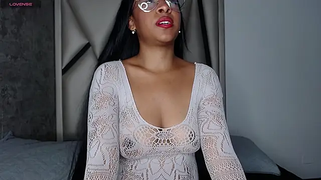 Euphoria 07 online show from 12/14/25, 04:08