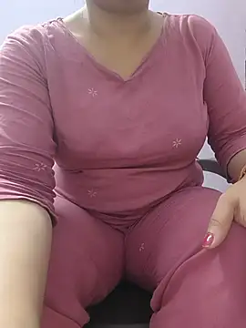 Snapshot of roshni_agrawal0 chatting on 05/24/26, 02:50 roshni agrawal0 online show from 05/24/26, 02:50