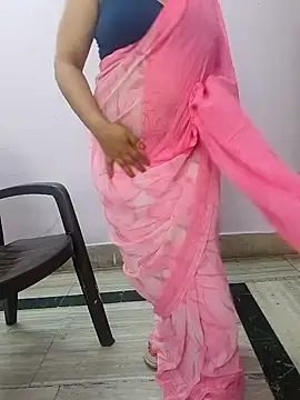 Snapshot of roshni_agrawal0 chatting on 05/06/26, 05:55 roshni agrawal0 online show from 05/06/26, 05:55