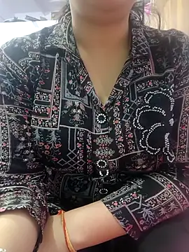 Snapshot of roshni_agrawal0 chatting on 02/10/26, 07:40 roshni agrawal0 online show from 02/10/26, 07:40