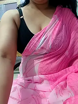 Snapshot of roshni_agrawal0 chatting on 04/19/26, 08:04 roshni agrawal0 online show from 04/19/26, 08:04