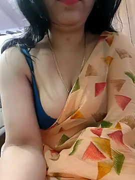 Snapshot of roshni_agrawal0 chatting on 02/14/26, 07:52 roshni agrawal0 online show from 02/14/26, 07:52