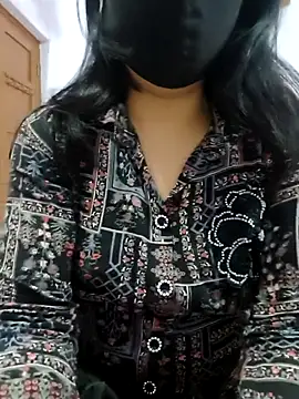 roshni agrawal0 online show from 11/09/25, 06:34