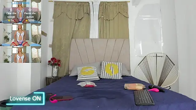 Snapshot of Lady_miss___ chatting on 11/08/25, 12:52 Lady miss online show from 11/08/25, 12:52