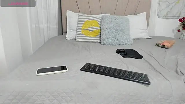 Lady miss    online show from 03/23/26, 12:49