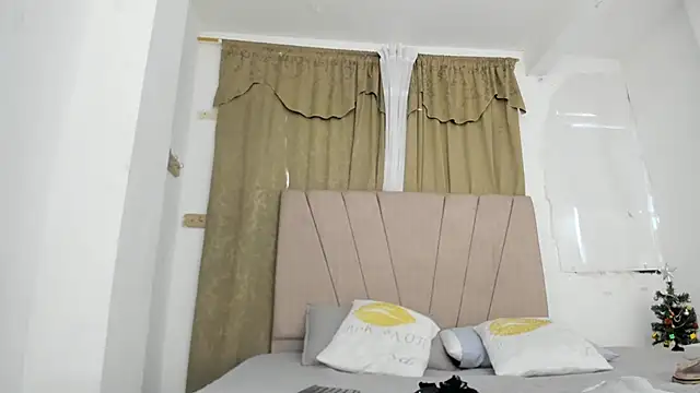 Snapshot of Lady_miss___ chatting on 12/03/25, 12:26 Lady miss online show from 12/03/25, 12:26