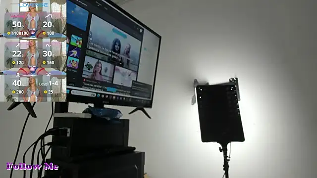 Snapshot of Lady_miss___ chatting on 04/17/26, 01:03 Lady miss online show from 04/17/26, 01:03